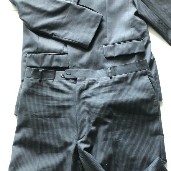 Wilkes Rodriguez regular fit gray pinstripe suit. - Picture 3 of 4